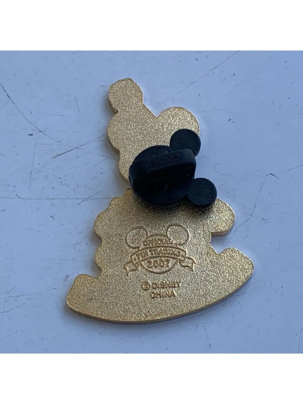 Disney Mickey Mouse - Feliz Cumpleanos (Happy Birthday) Collectible Pin From 200